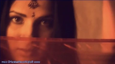 Exotic Moves From Indian MILF
