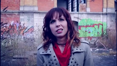 Ariel Rebel - Up Close